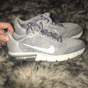***FINAL PRICE, NO OFFERS*****Nike AirMax